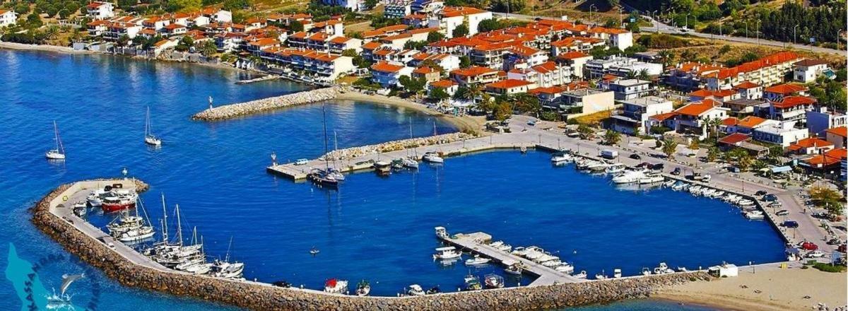 Navy Blue Lägenhet Nea Skioni Exteriör bild
