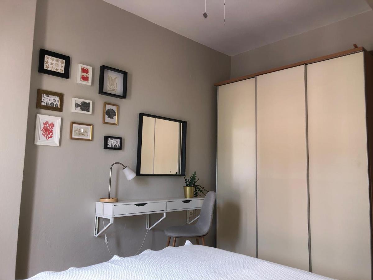Navy Blue Lägenhet Nea Skioni Exteriör bild