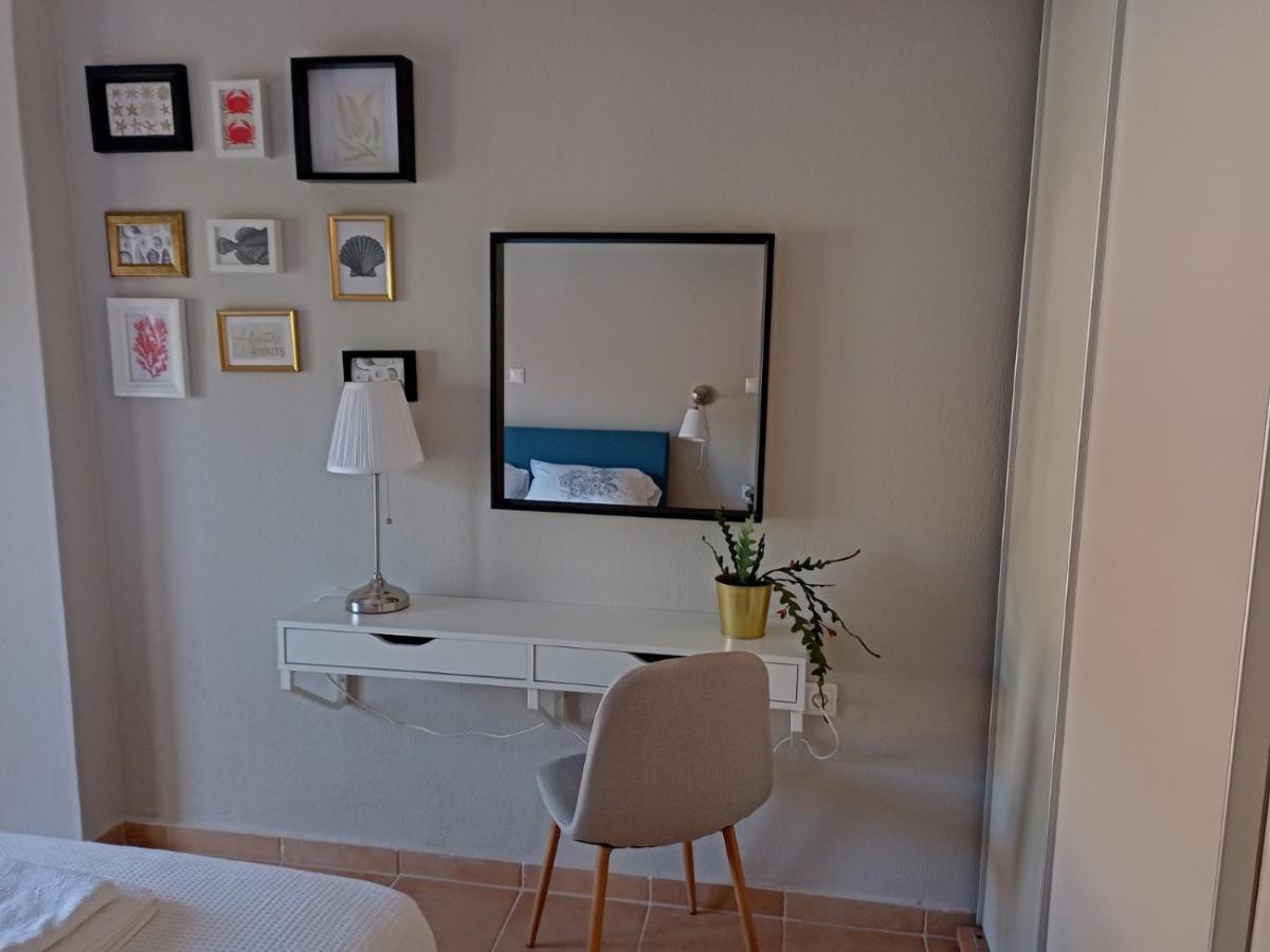 Navy Blue Lägenhet Nea Skioni Exteriör bild
